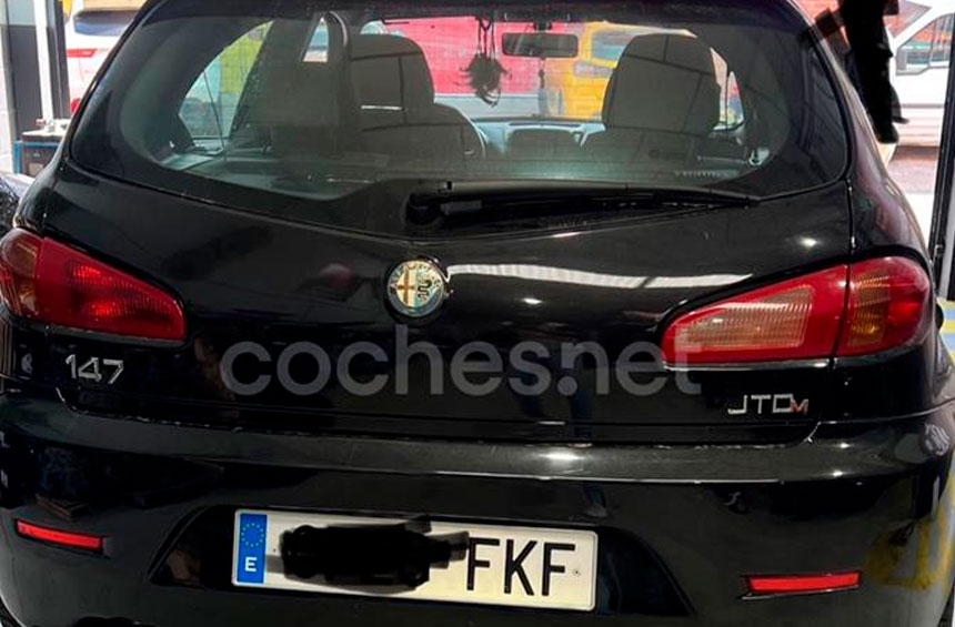 ALFA ROMEO 147 1.9 JTD Collezione - Imagen 5